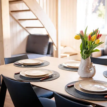 Vakantiehuis White Nights With Sauna And Grill