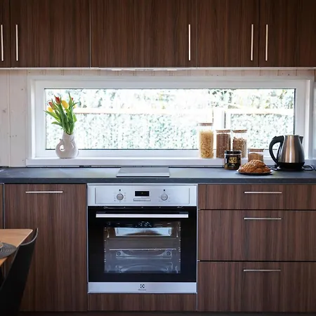 White Nights With Sauna And Grill Hébergement de vacances Pärnu