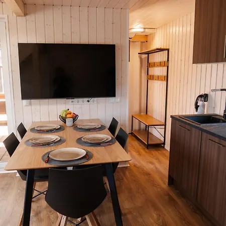 White Nights With Sauna And Grill Hébergement de vacances Pärnu