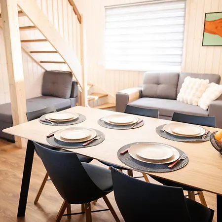 بيت للعطل White Nights With Sauna And Grill بارنو